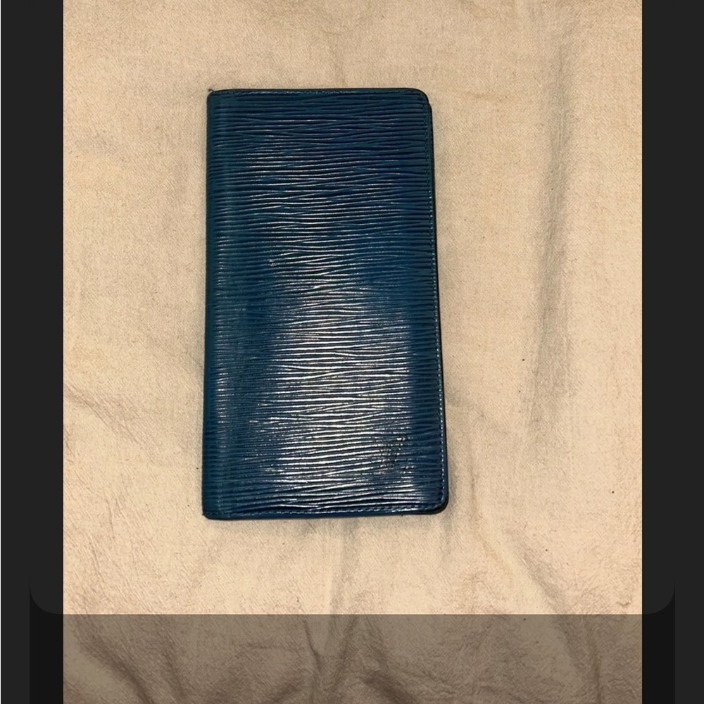 AUTHENTIC LV EPI LEATHER BLUE WALLET PROJECT/FIXER UPPER SEE CALLOUTS